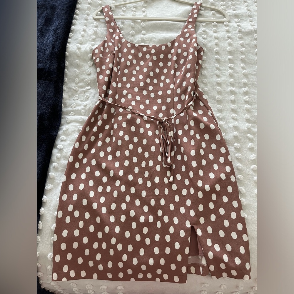 Abercrombie and Fitch Pink Polka dot dress